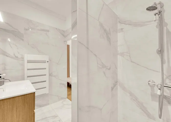 Les Du Pays Toulousain Bed & Breakfast 3*