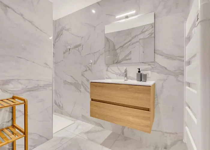 Les Du Pays Toulousain Bed & Breakfast 3*